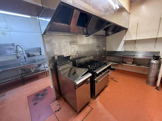 81 The Strand Tauranga_4