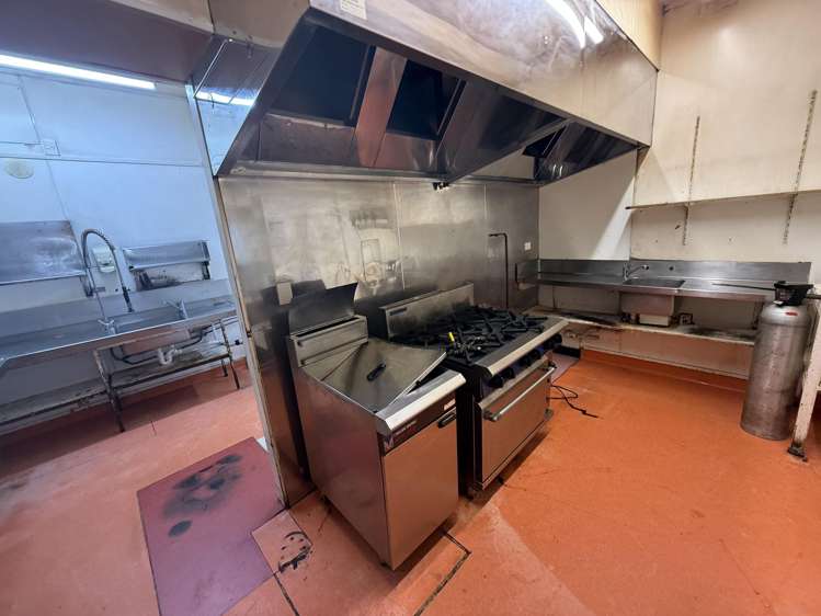 81 The Strand Tauranga_4