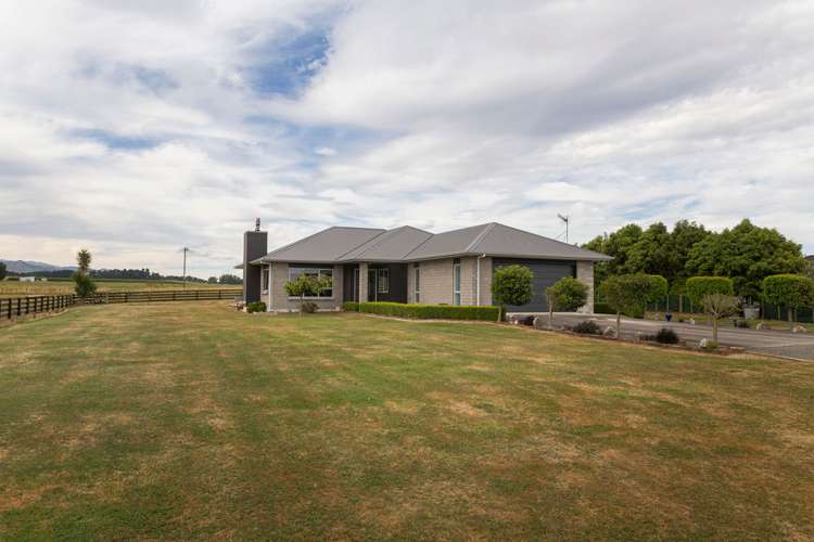 11 Adelaide Road Dannevirke_2