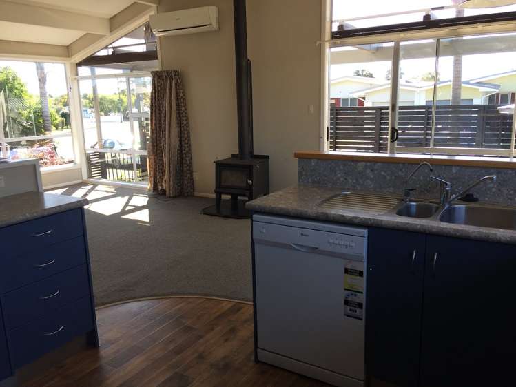 8 Evelyn Place Welbourn_1