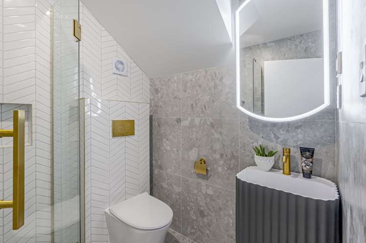 8/16 Mapau Road Greenlane_12