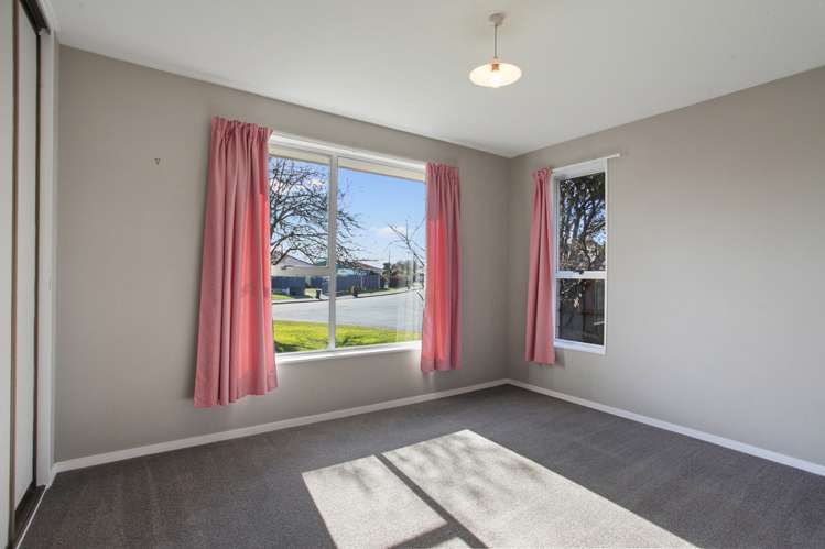 26 Gibson Drive Hornby_5