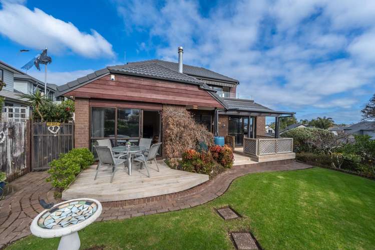 1/2 Basilton Close Bucklands Beach_21