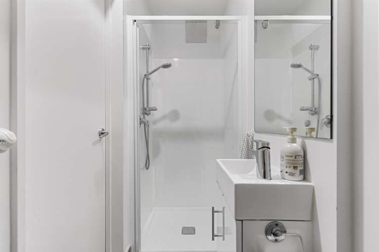 16/17 Lyon Avenue Mount Albert_10