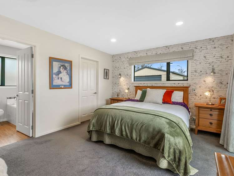 17 Larch Crescent Alexandra_23