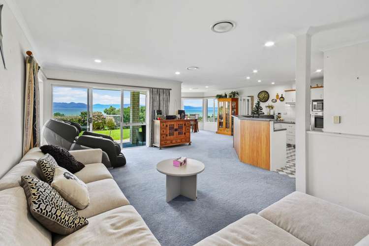 1801 East Coast Road Whakatiwai_9