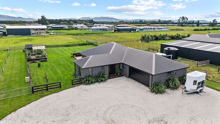 267 Creyke Road Darfield_23