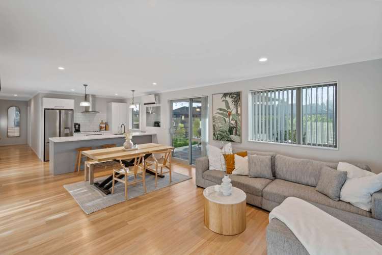 2 Arabella Crescent Yaldhurst_3