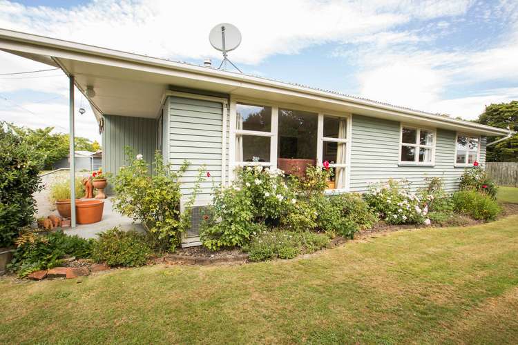 27 Fergusson Street Solway_16