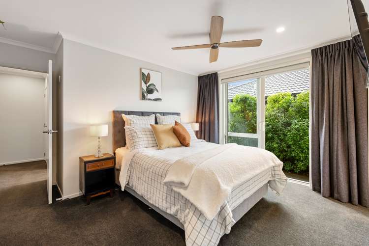 3 Muddle Lane Pyes Pa_12