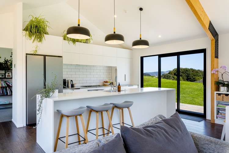 42a Upland Road Huia_11