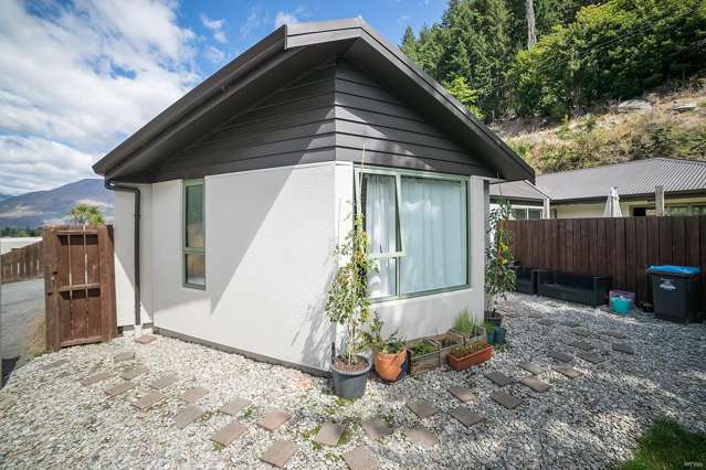 1/7 Kiely Lane Queenstown_1