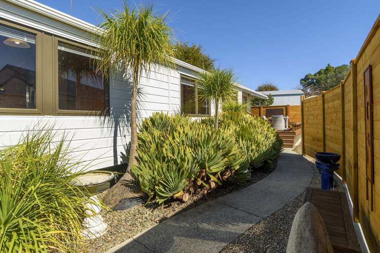 52 Strathmore Street Matua_11