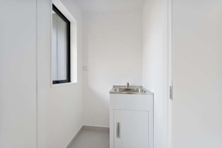 4/31 Tiroroa Avenue Te Atatu South_25