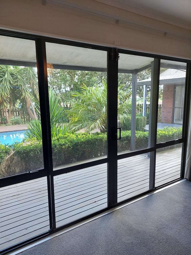 668 Glenbrook Road Kingseat_4