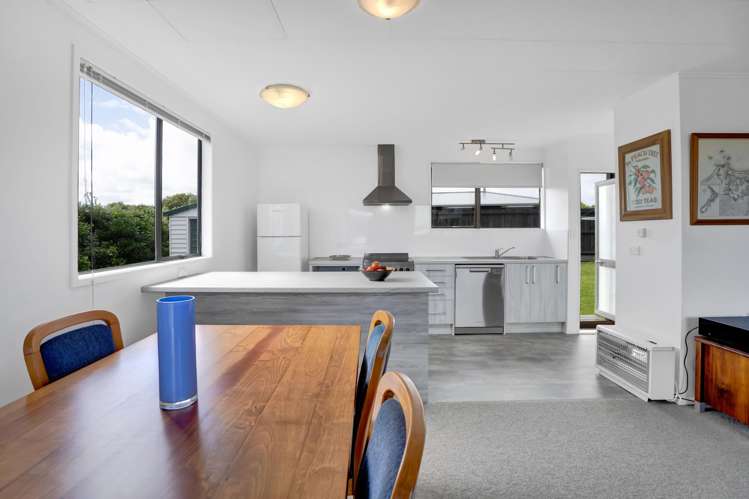 18 Pohutukawa Drive Opunake_7