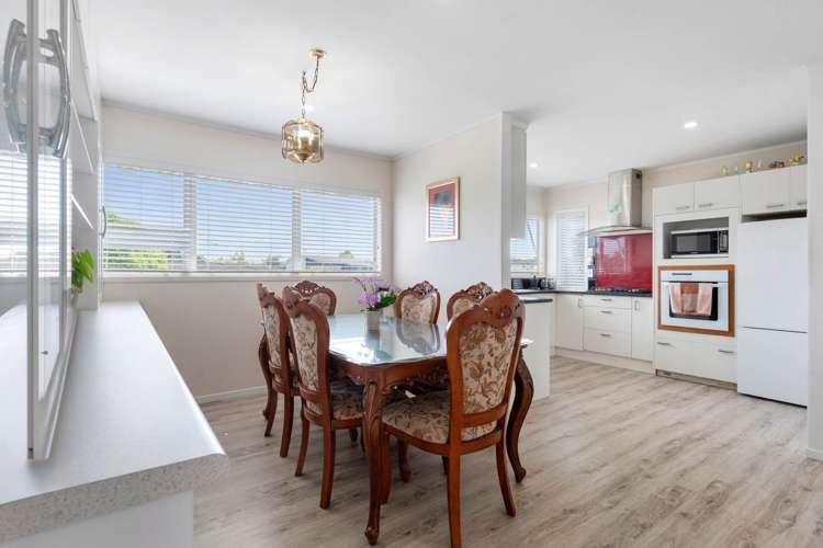 25 Whiteacres Drive Sunnyhills_10