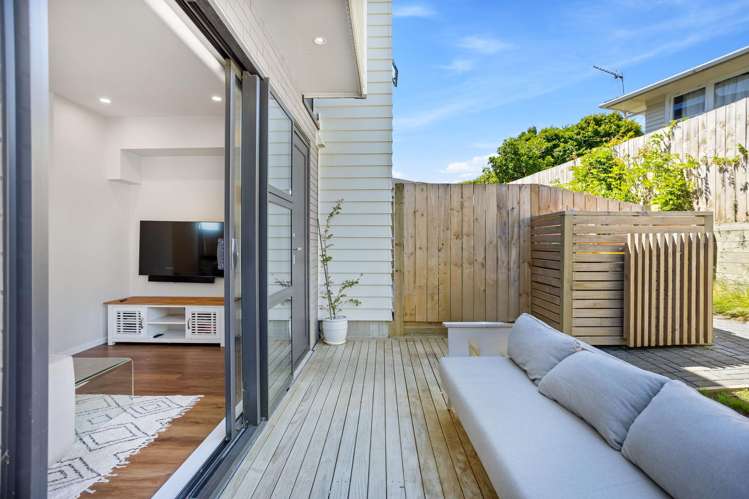 3/22 Coniston Avenue Te Atatu South_15