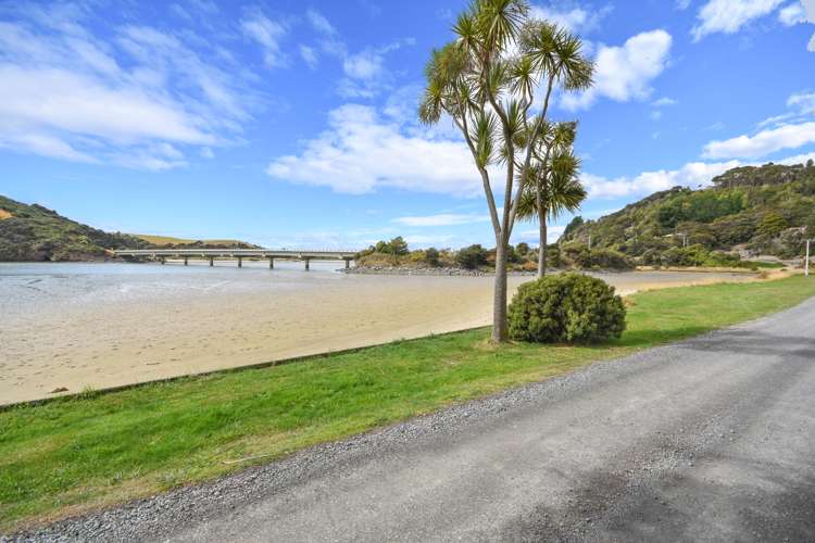 25 Riverside Road Taieri Mouth_7