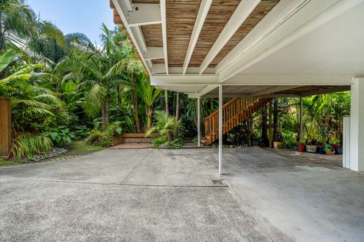 10 Lyons Avenue Murrays Bay_23