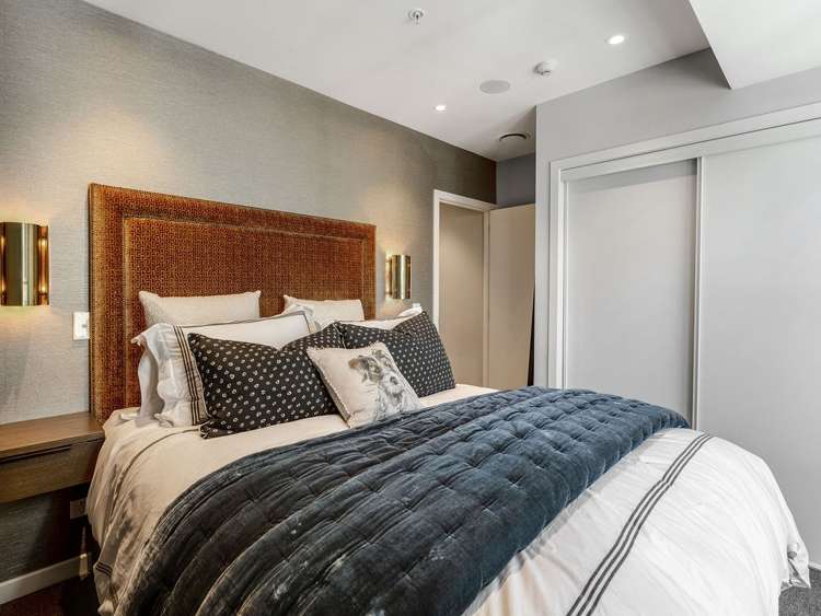 612/45-47 Beach Road 10015_11