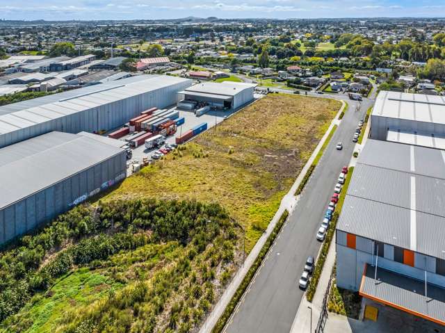 76 Tidal Road Mangere_2