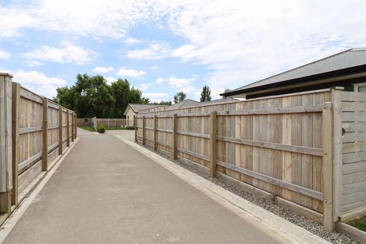 60 Feist Street Carterton_24