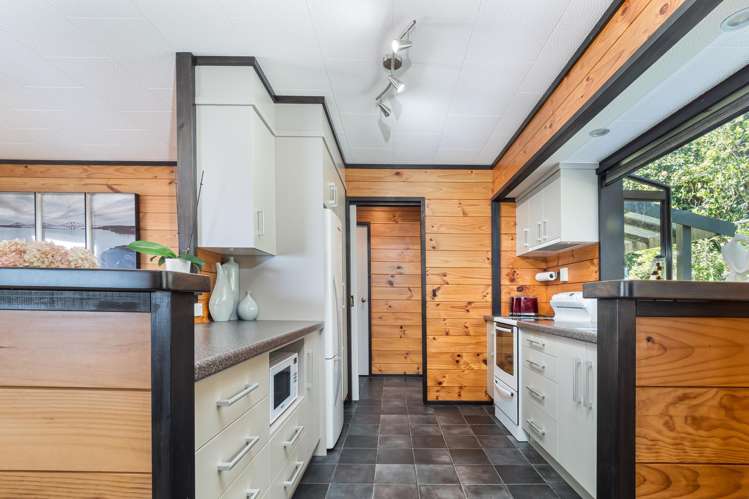 17 Adams Road Thames_8