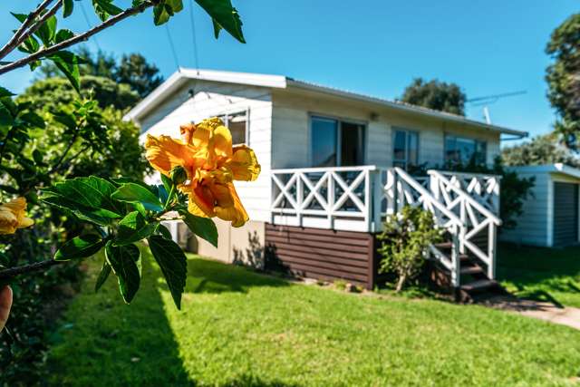 44 Moa Avenue Oneroa_1