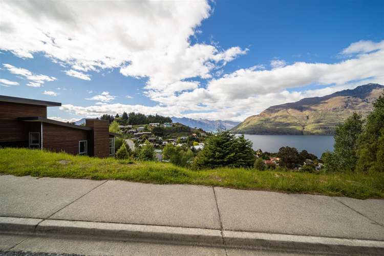 38 Dart Place Fernhill/Sunshine Bay_7