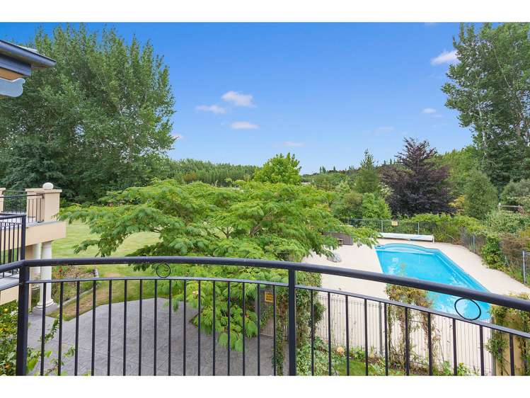 8 Clearwater Avenue Northwood_14