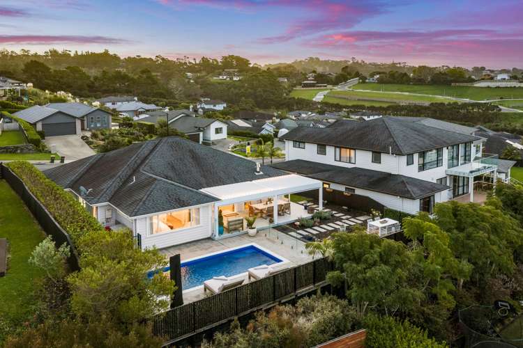 24 Woodridge Drive Stanmore Bay_22