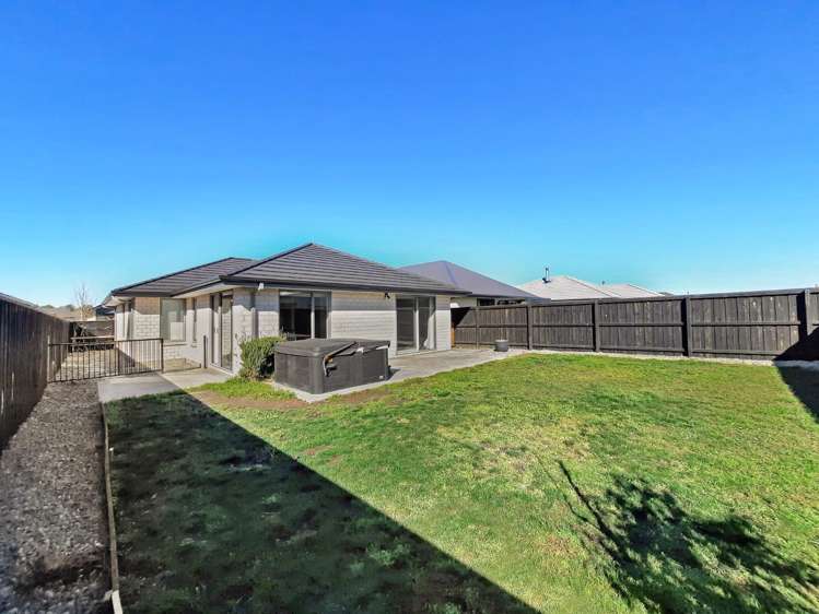 24 Quinn Crescent 500171_8