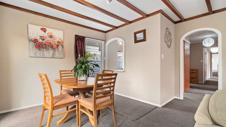 5b Longwood Lane Otumoetai_6