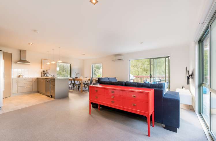 85 Laingholm Drive Laingholm_2