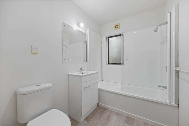 7/1 Melview Place New Lynn_13