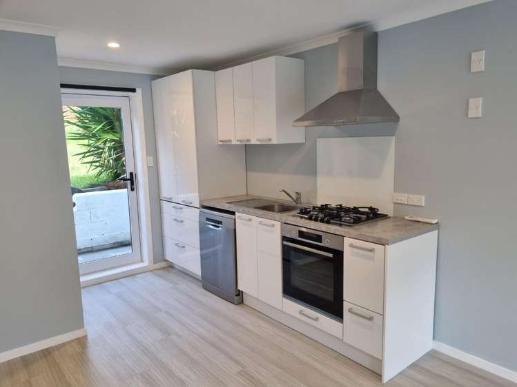 A/18 Parkland Crescent 11601_8