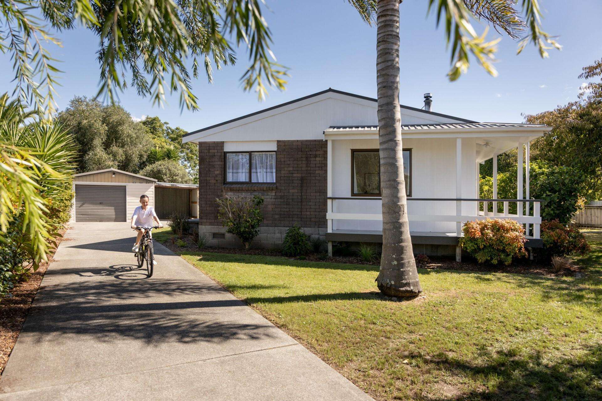 2 Novelle Grove Papamoa_0