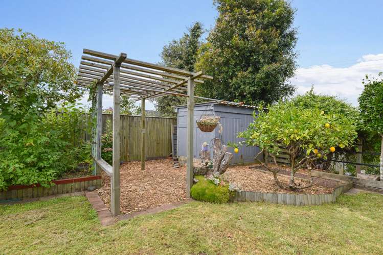 21 Kerswell Terrace Tihiotonga_22