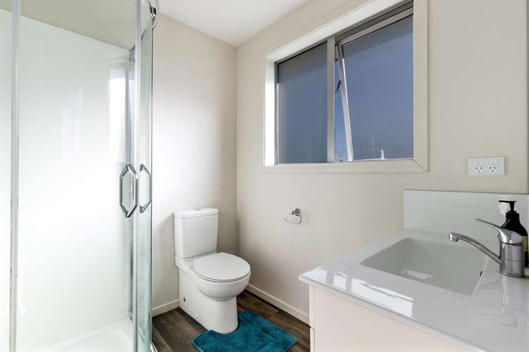 16 Woodstock Road Lower Shotover_10