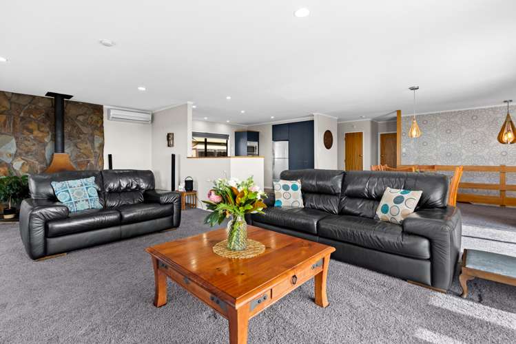 58 Churchill Drive Taradale_9