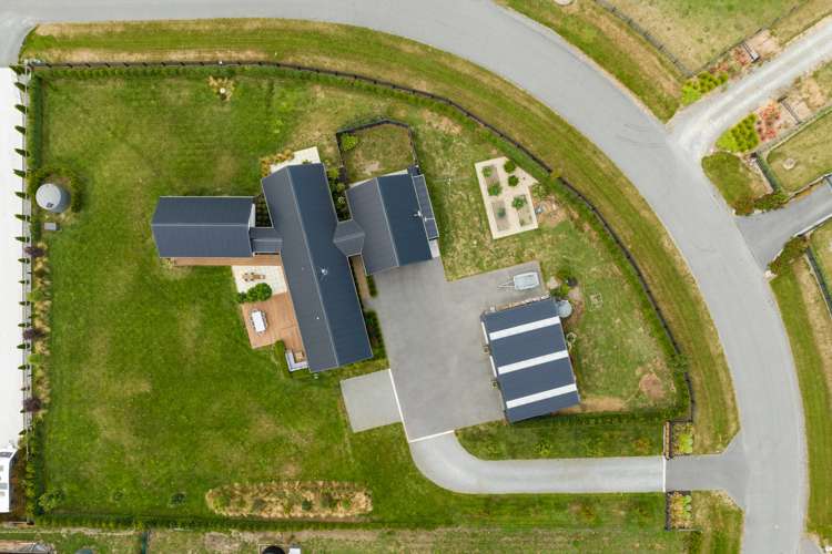 5 Evergreen Drive Woodend_34