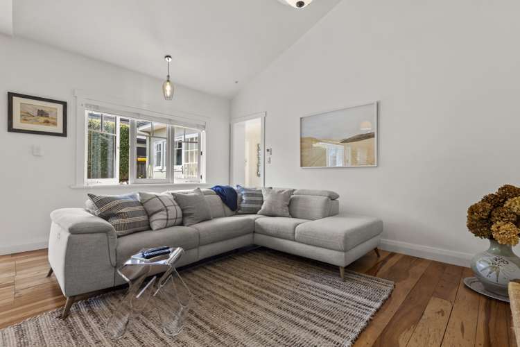 1/33a Glen Road Stanley Point_6