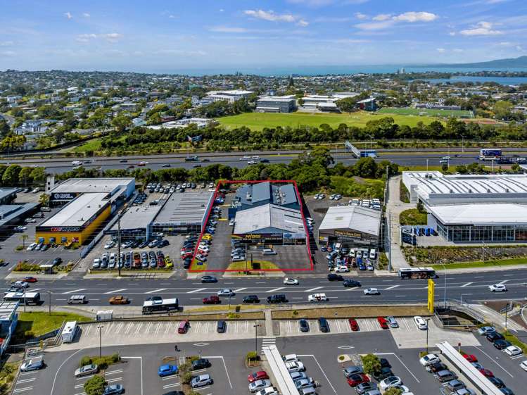 71-73 Wairau Road Wairau Valley_18