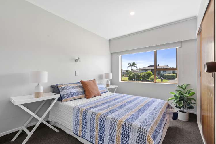 17 Edgewater Parade Waiuku_5