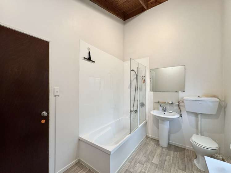 59 Warner Park Avenue Laingholm_5