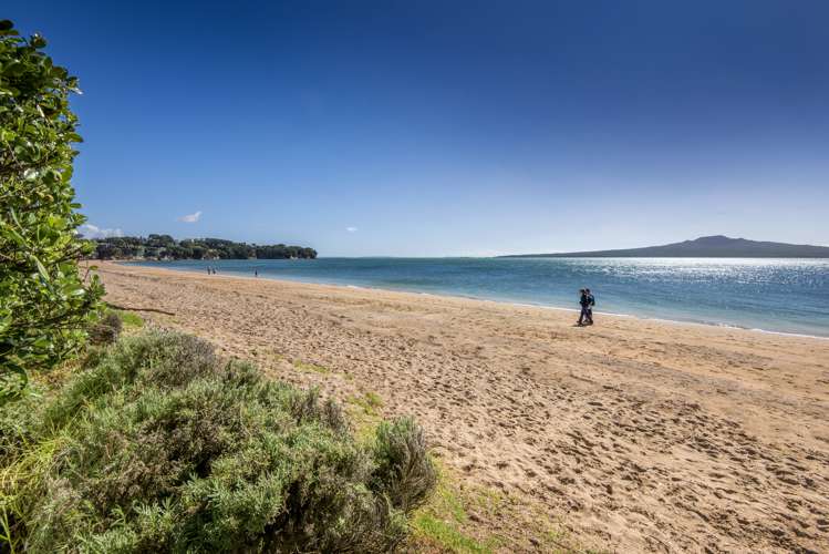 20a Oxford Terrace, Cheltenham Devonport North Shore City Houses