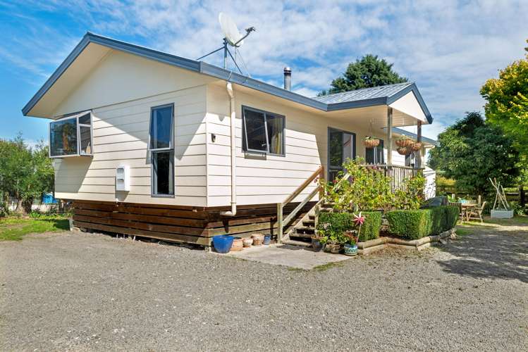 31 Branson Road Waipaoa_1