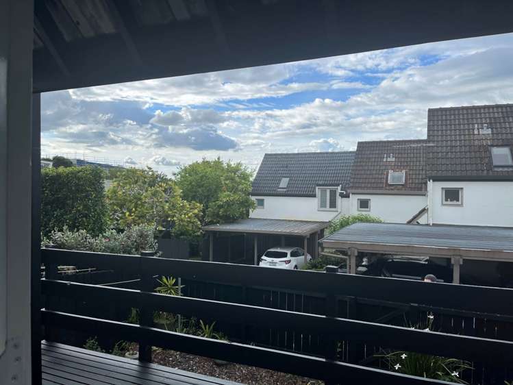 2/26 Seaview Terrace Mount Albert_7