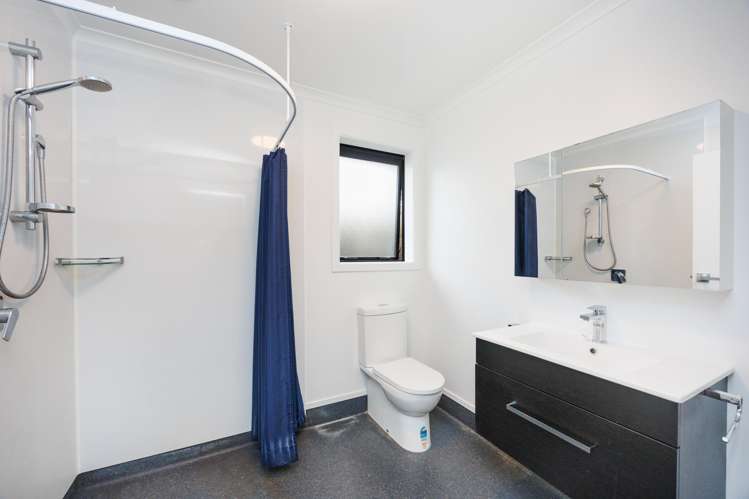 8B Sinclair Avenue Highbury_7